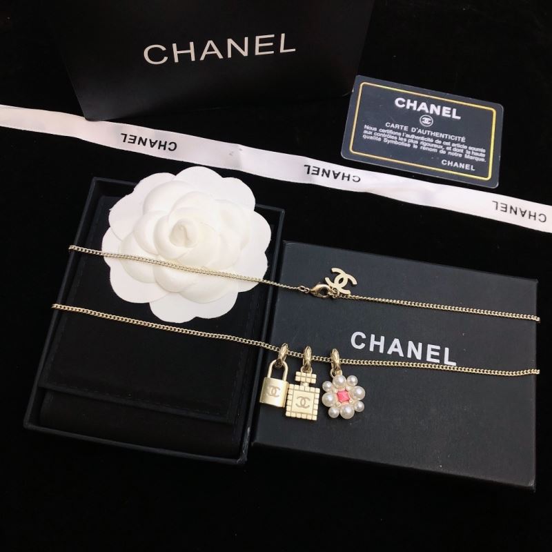 Chanel Necklaces